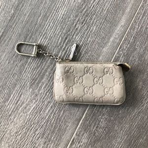 Gucci Signature Leather Key Case- Beige
